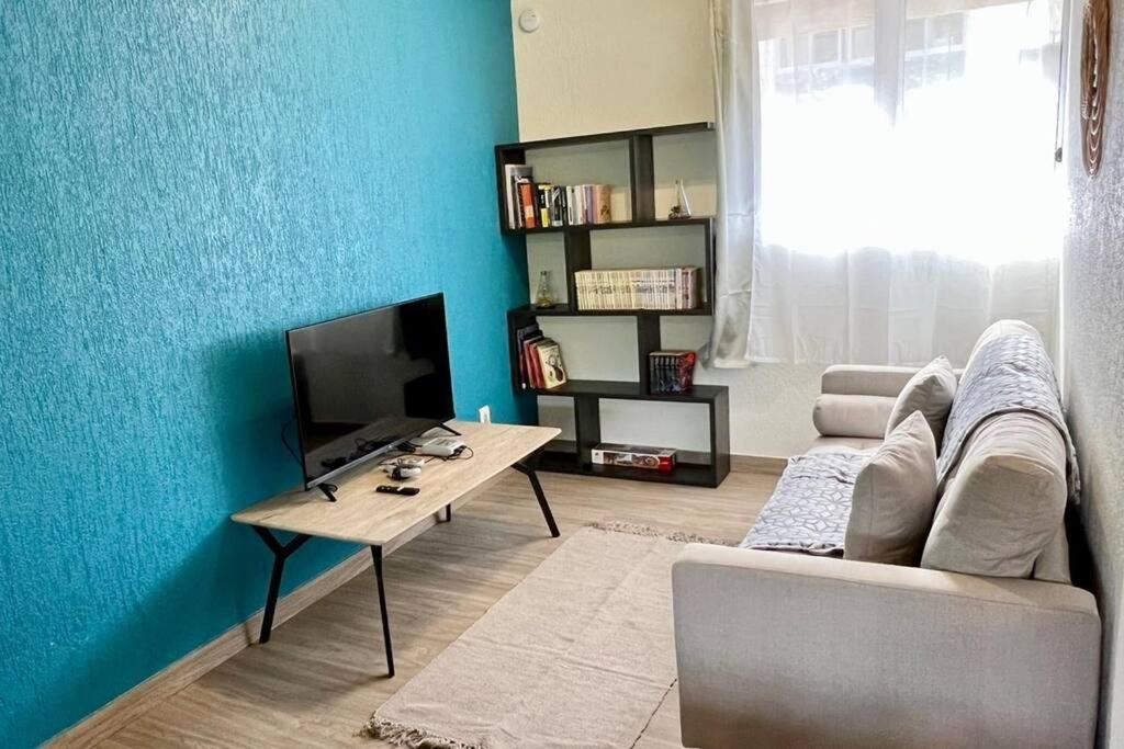 Heipoe Lodge - 6 Min Airport, Wifi, Ac & Parking Papeete  Exterior photo